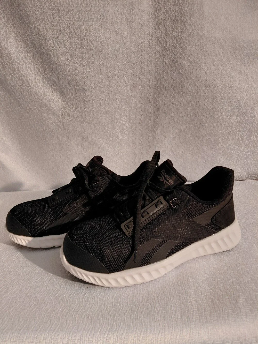 Reebok Sublite Men's Black Work Sneakers PROTECTIVE TOE. Water Resistant NWT